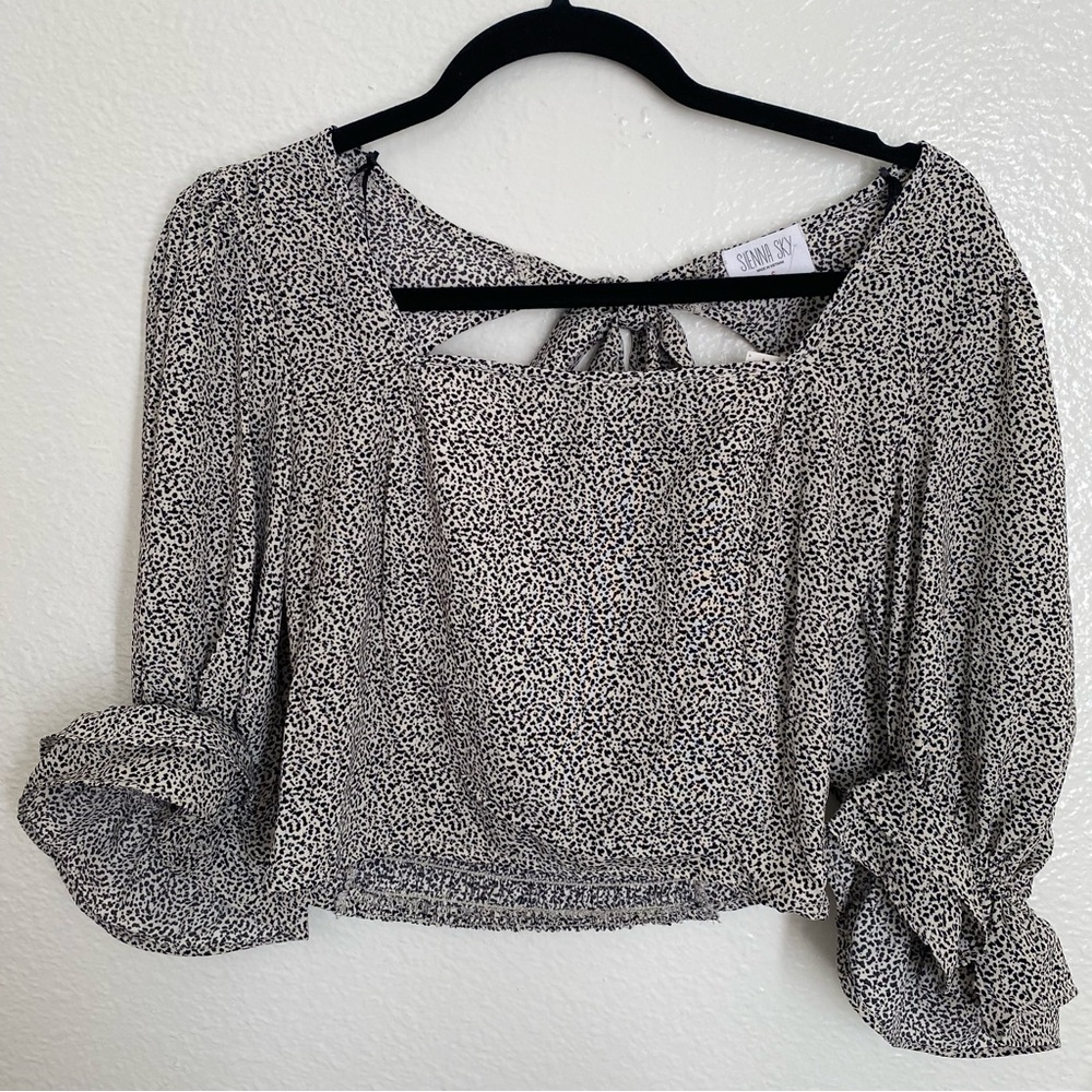 Sienna Sky Puff Sleeve Crop Top